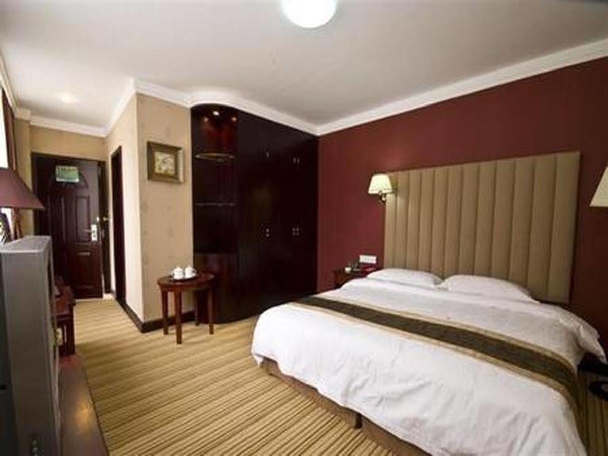 An E Courtyard Hotel Jiu Zhai Gou Branch Jiuzhaigou Eksteriør billede